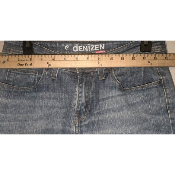 Levi's Denim Jeans Denizen Womens Size 4 Blue Capri Dark Wash Stretch Mid Rise - Picture 5 of 14